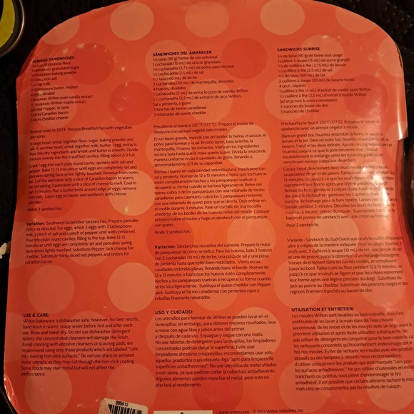 BREAKFAST FUN! 2 Wilton NIB 9 cavity Breakfast Sandwich maker 3 Quiche Pans - Picture 6 of 9